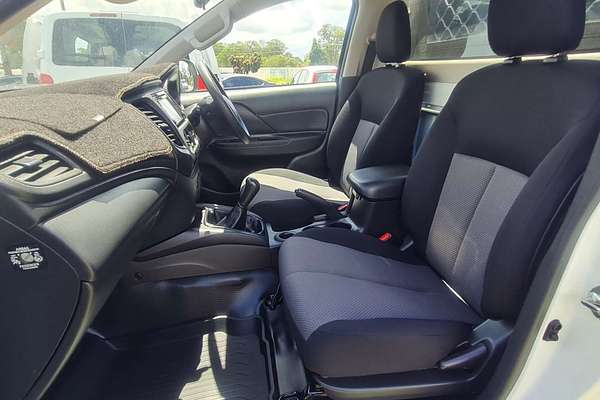 2022 Mitsubishi Triton GLX MR Rear Wheel Drive