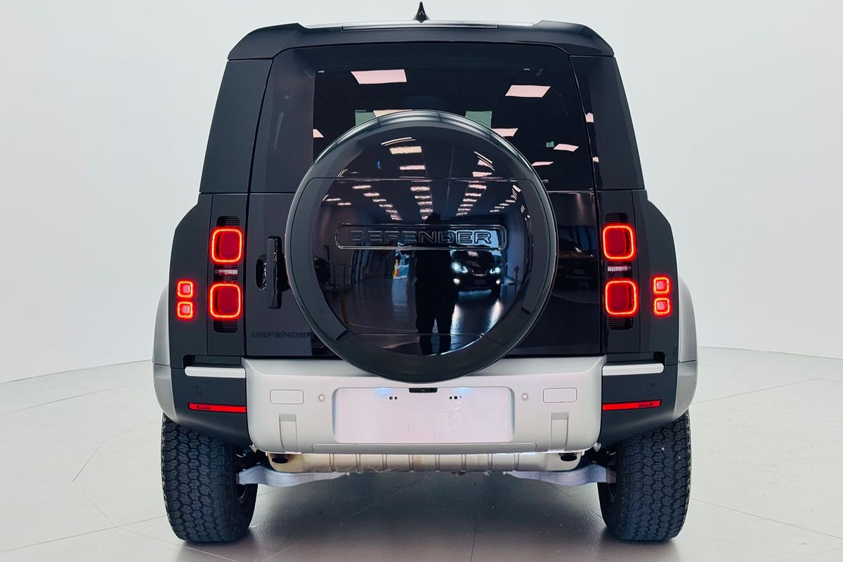 2024 LAND ROVER DEFENDER 90 P300 S (221kW) 8 SP AUTOMATIC 3D WAGON T4 