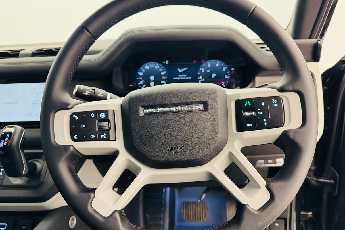 2024 LAND ROVER DEFENDER 90 P300 S (221kW) 8 SP AUTOMATIC 3D WAGON T4 