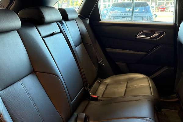 2024 Land Rover Range Rover Velar P250 Dynamic SE L560