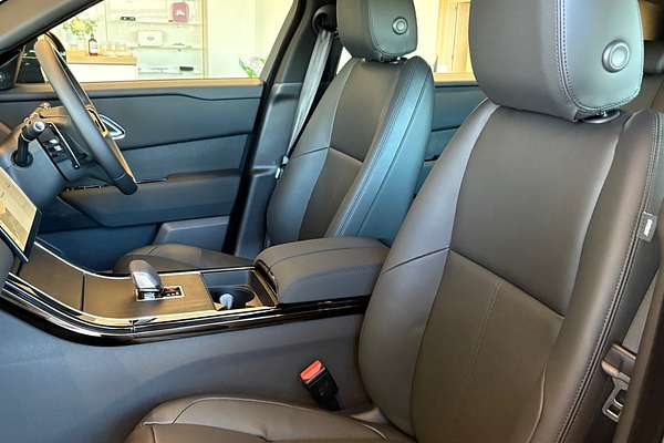 2024 Land Rover Range Rover Velar P250 Dynamic SE L560