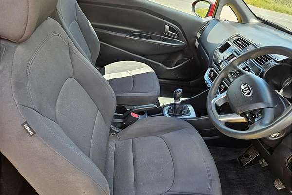 2013 Kia Rio S UB