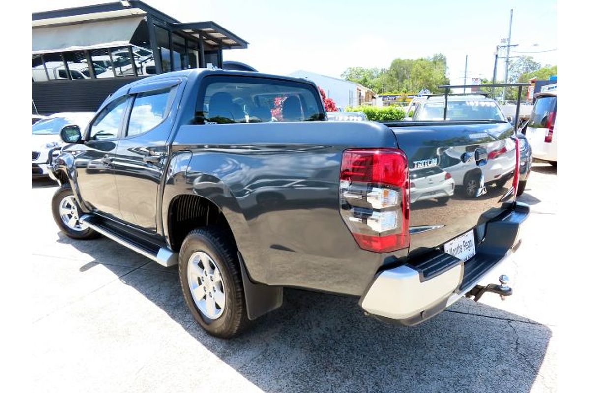 2022 Mitsubishi Triton GLX+ MR 4X4