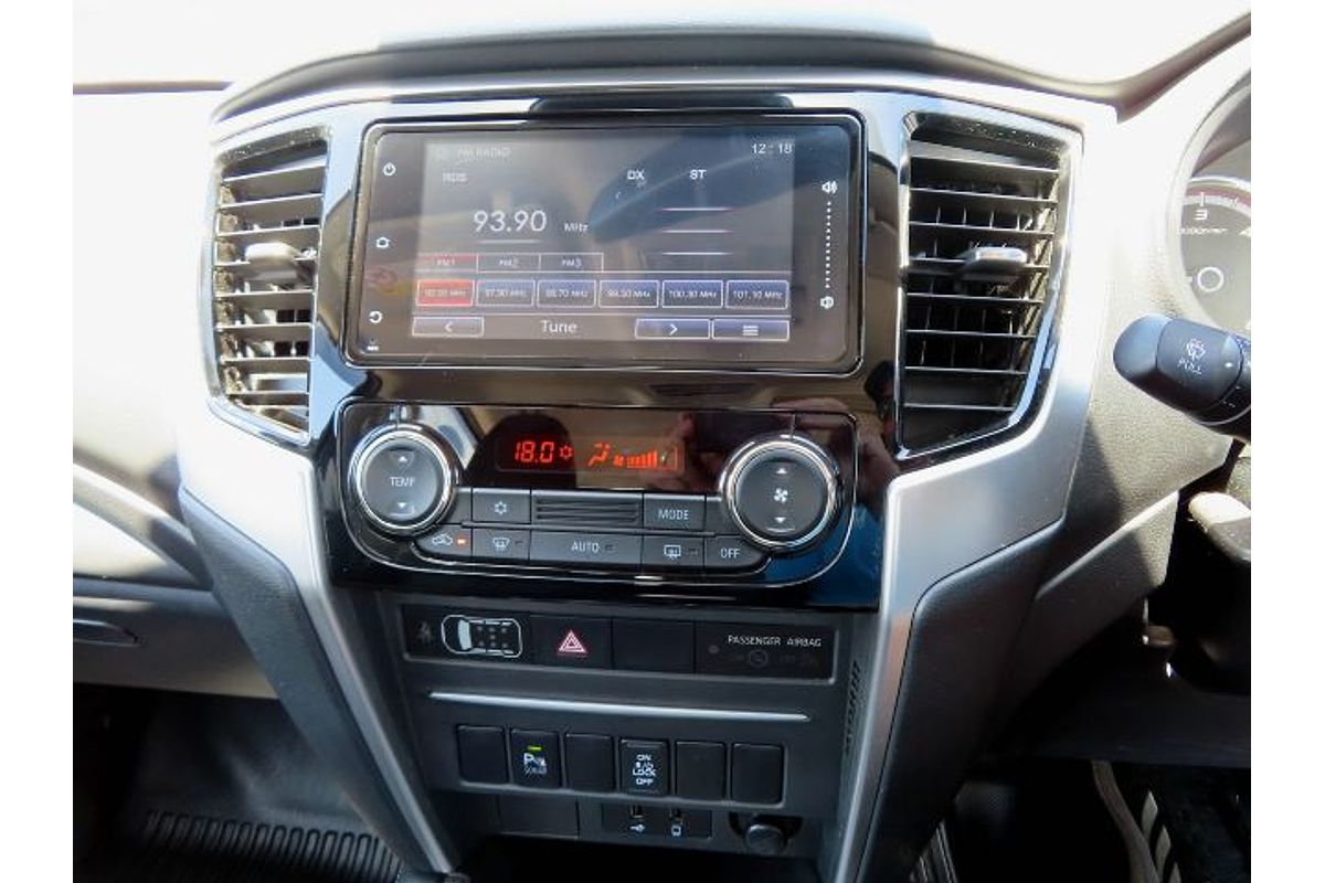 2022 Mitsubishi Triton GLX+ MR 4X4