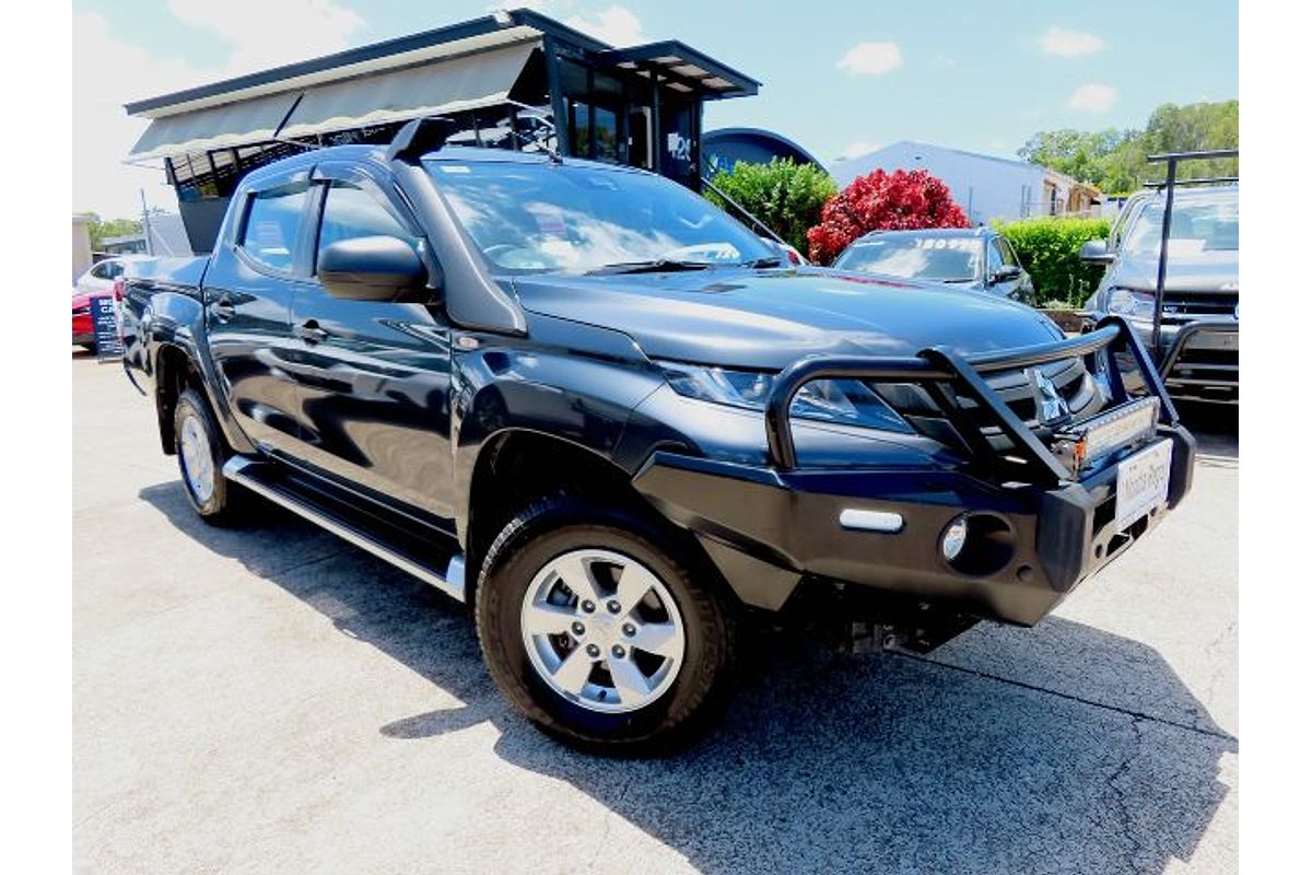 2022 Mitsubishi Triton GLX+ MR 4X4