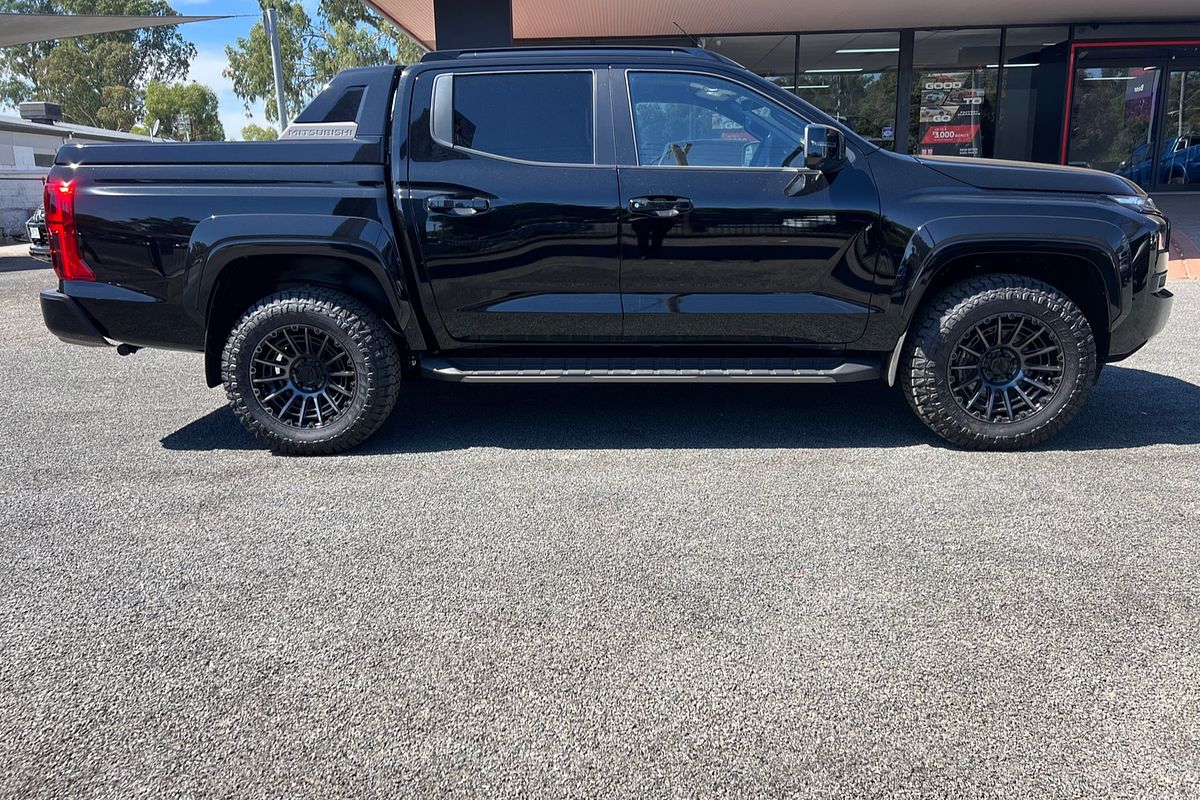 2024 Mitsubishi Triton GSR MV 4X4