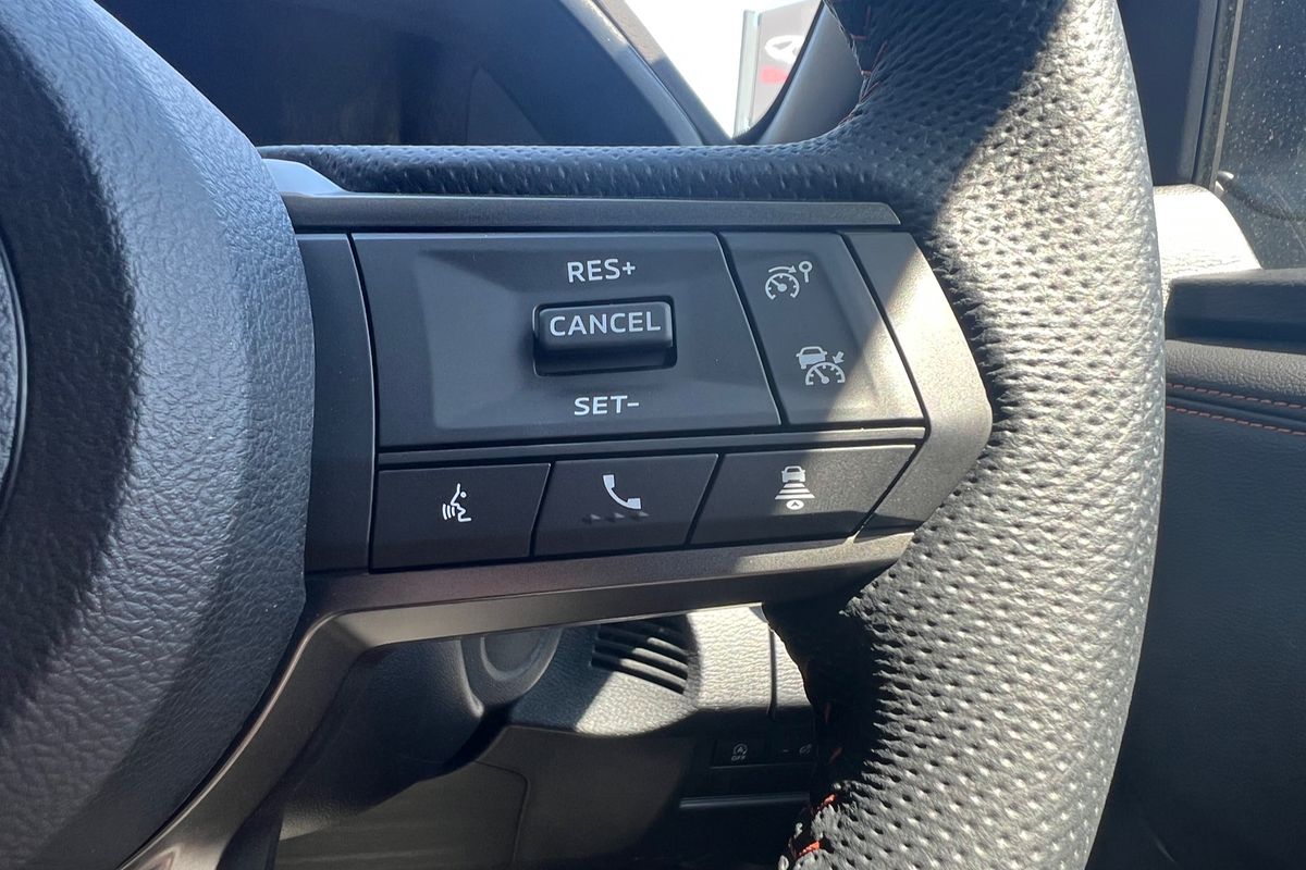 2024 Mitsubishi Triton GSR MV 4X4