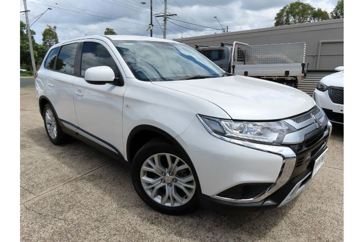 2020 Mitsubishi Outlander ES ZL