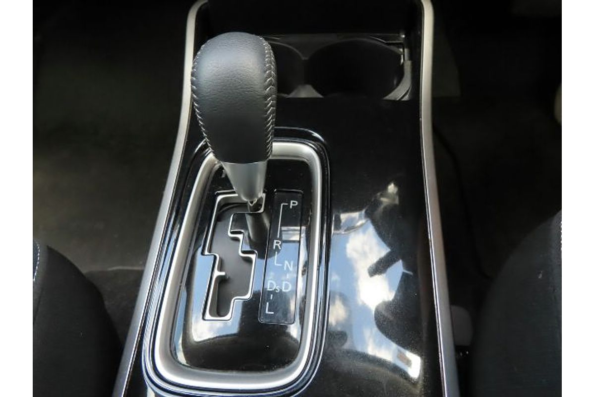 2020 Mitsubishi Outlander ES ZL
