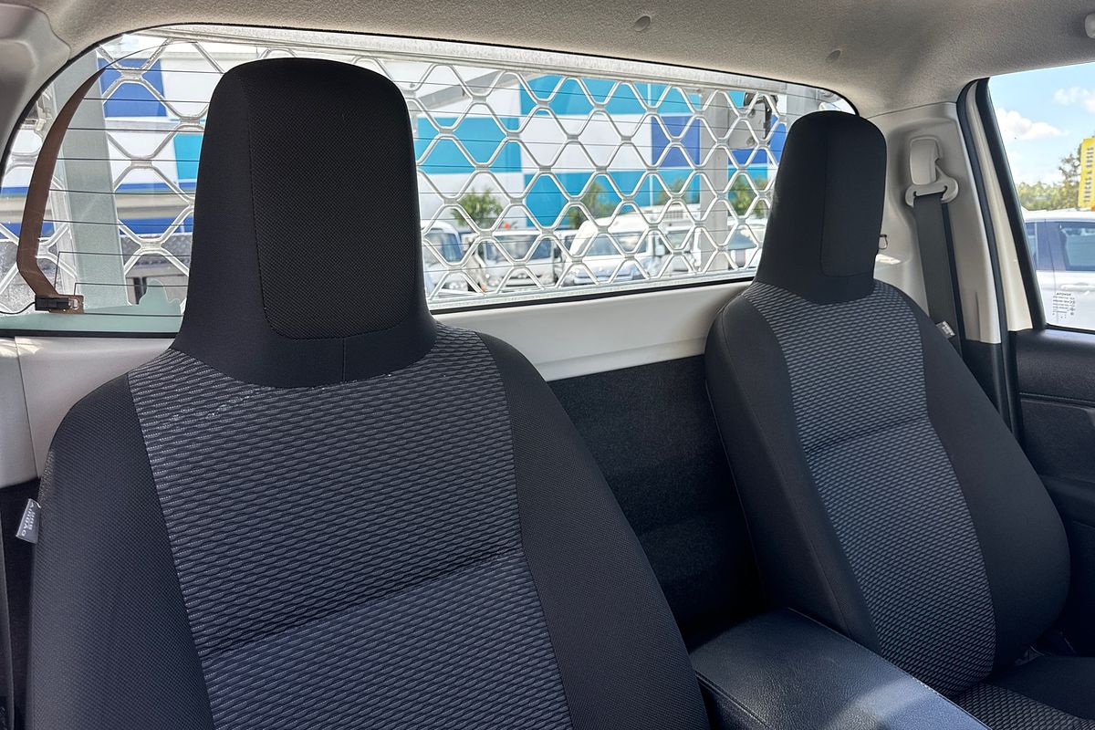 2019 Toyota Hilux Workmate TGN121R Rear Wheel Drive
