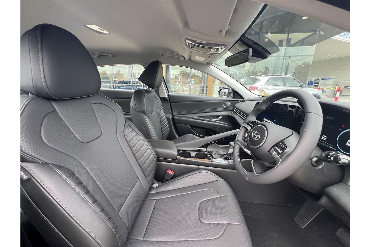 2024 Hyundai i30 Elite Hybrid CN7.V2