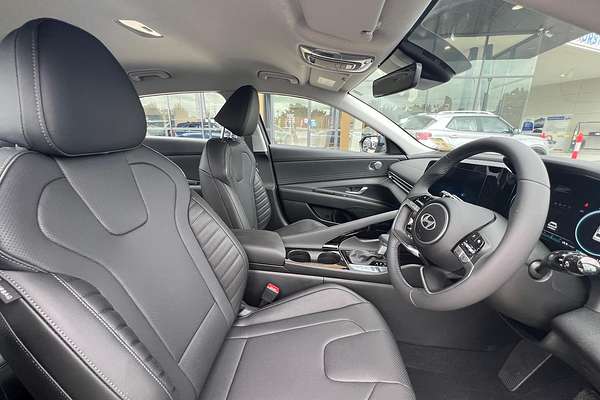 2024 Hyundai i30 Elite Hybrid CN7.V2