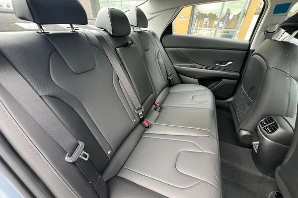 2024 Hyundai i30 Elite Hybrid CN7.V2