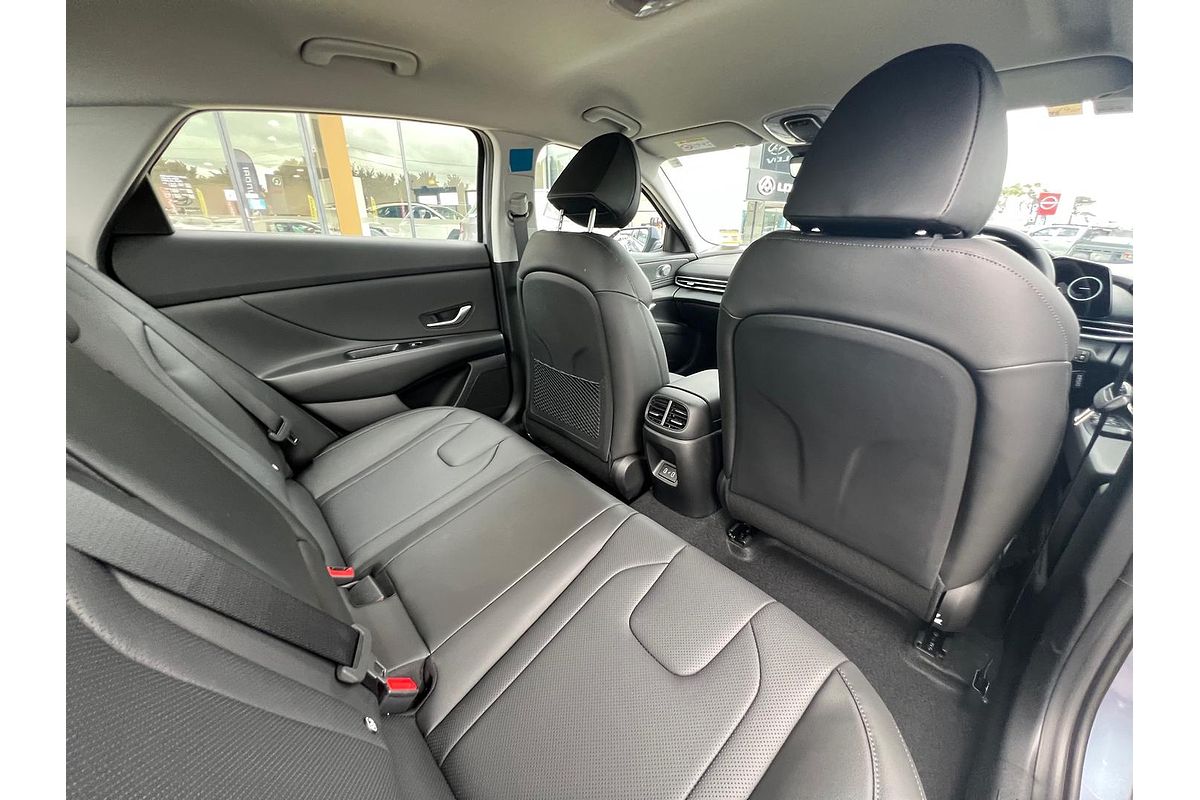 2024 Hyundai i30 Elite Hybrid CN7.V2