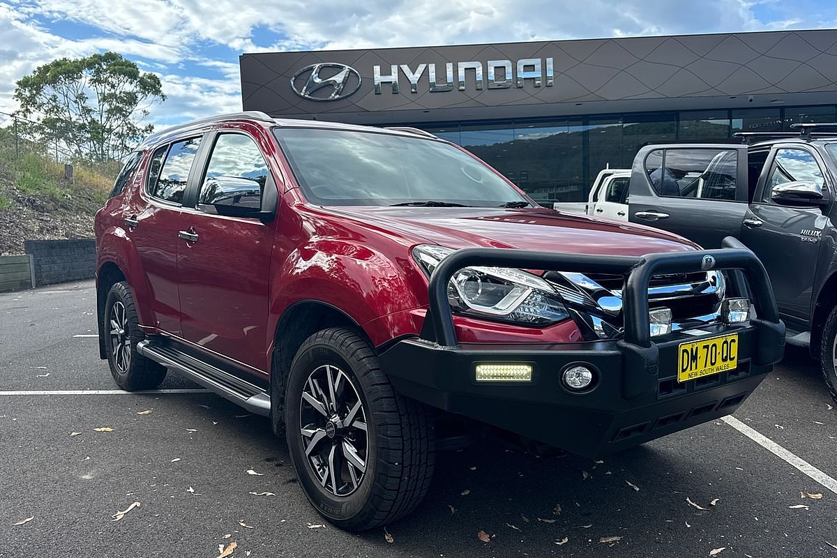 2021 Isuzu MU-X LS-T