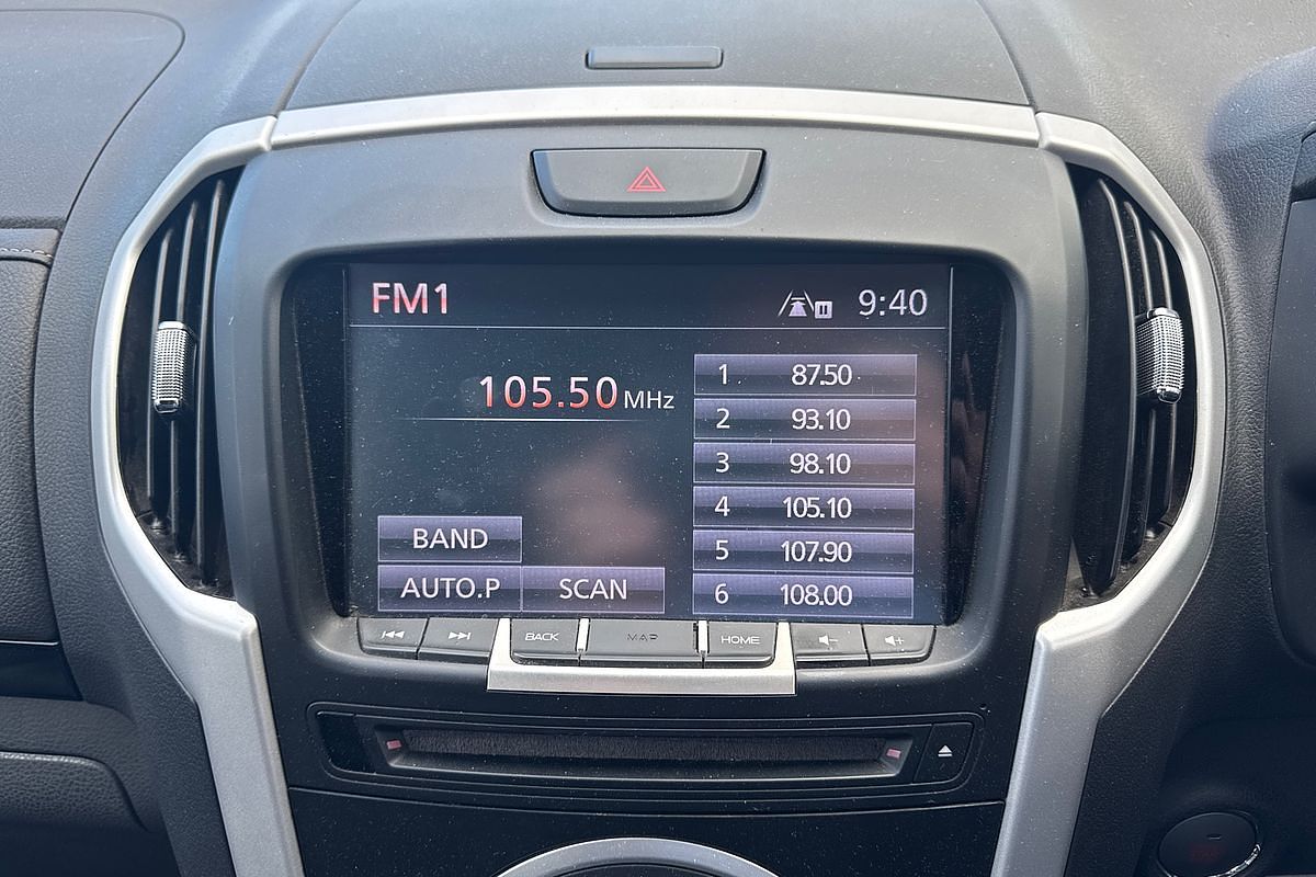 2021 Isuzu MU-X LS-T