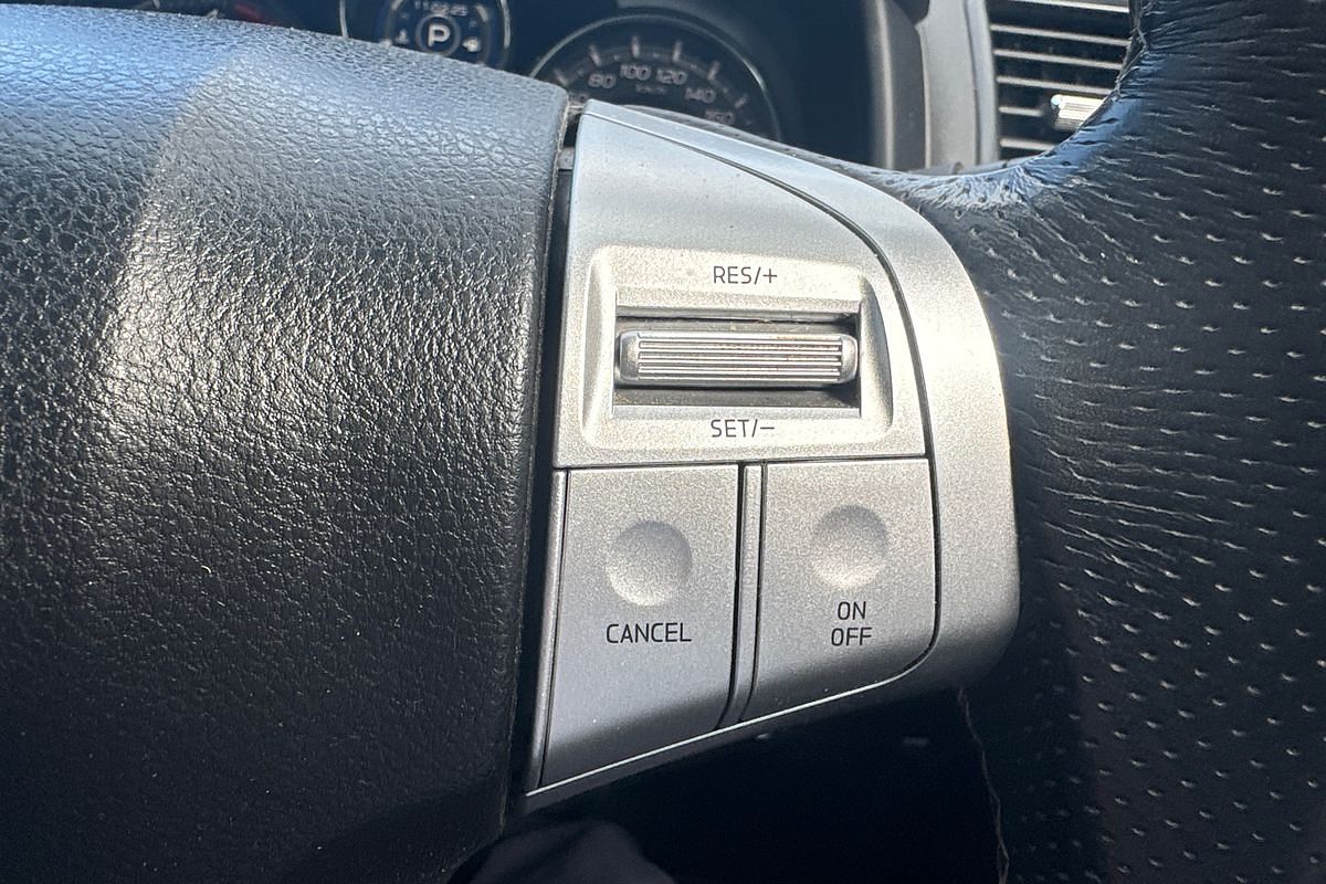 2021 Isuzu MU-X LS-T