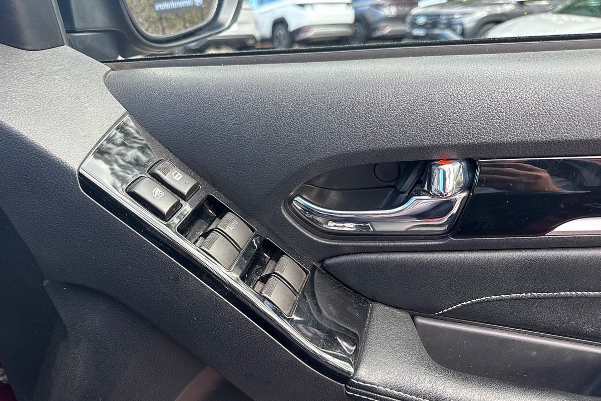 2021 Isuzu MU-X LS-T