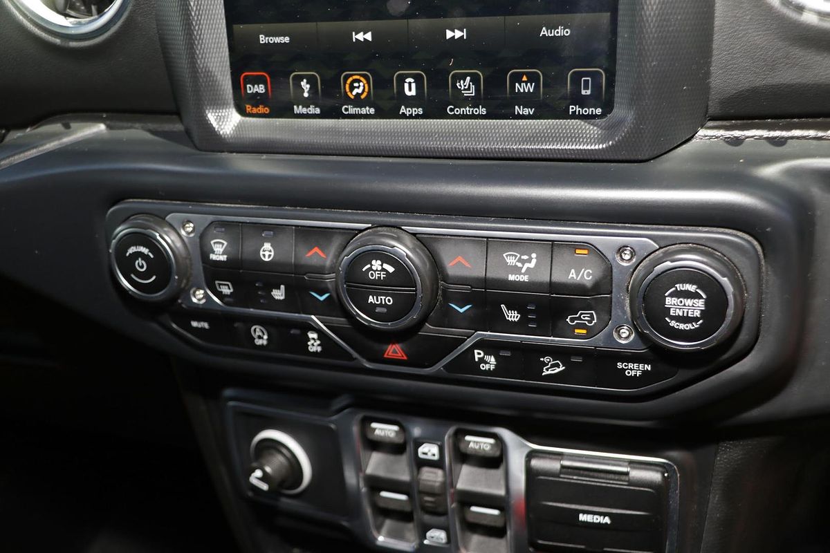 2019 Jeep Wrangler Unlimited Overland JL