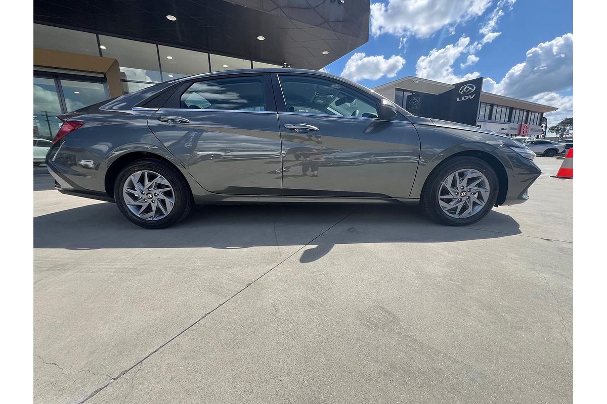 2024 Hyundai i30 Elite Hybrid CN7.V2
