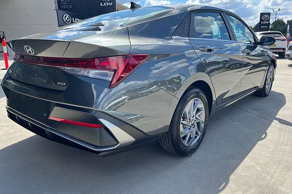 2024 Hyundai i30 Elite Hybrid CN7.V2