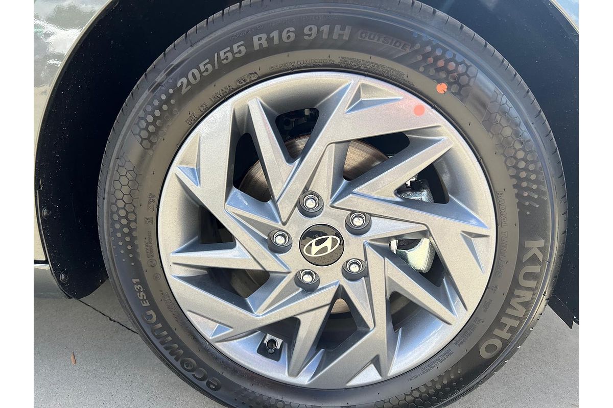 2024 Hyundai i30 Elite Hybrid CN7.V2