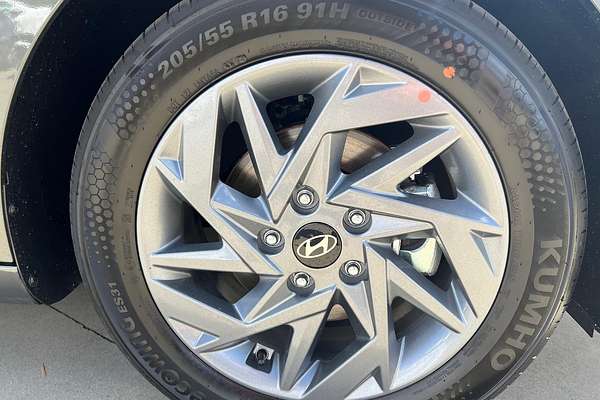 2024 Hyundai i30 Elite Hybrid CN7.V2