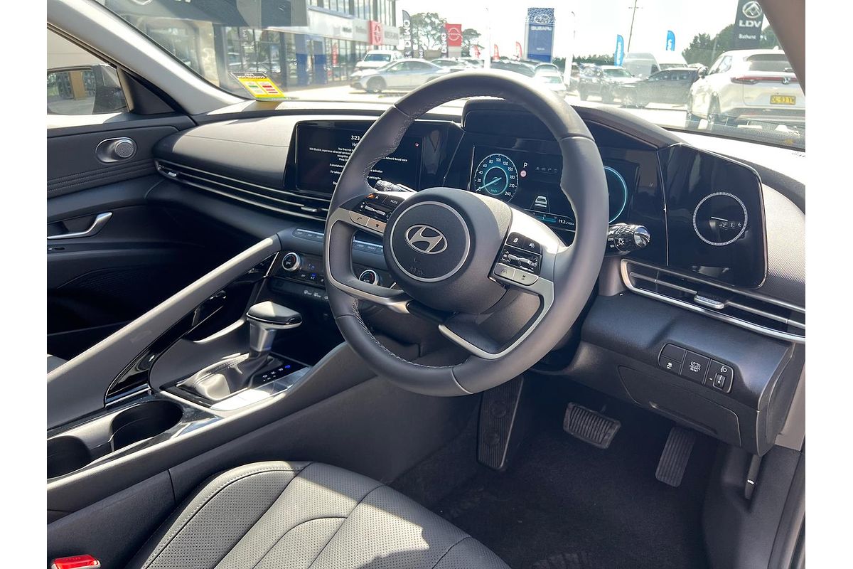 2024 Hyundai i30 Elite Hybrid CN7.V2