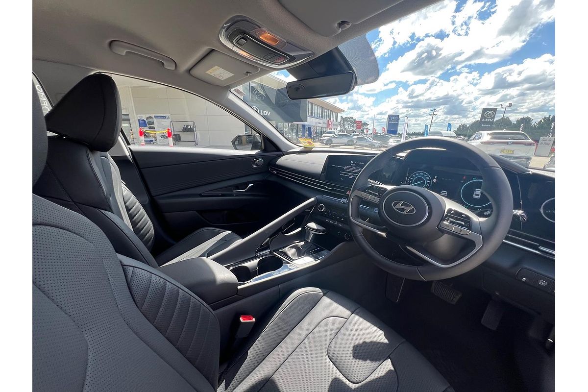 2024 Hyundai i30 Elite Hybrid CN7.V2