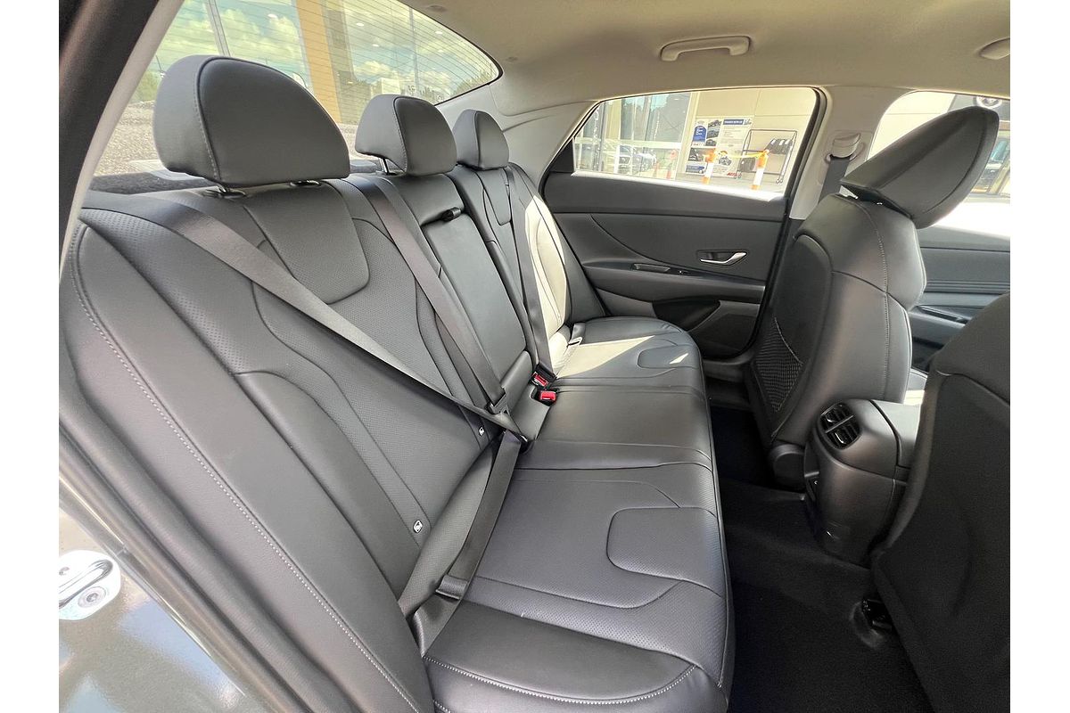 2024 Hyundai i30 Elite Hybrid CN7.V2
