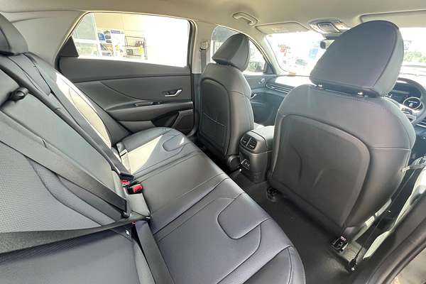 2024 Hyundai i30 Elite Hybrid CN7.V2