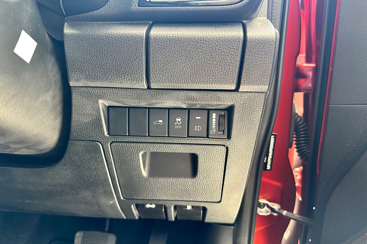 2024 Isuzu D-MAX BLADE 4X4