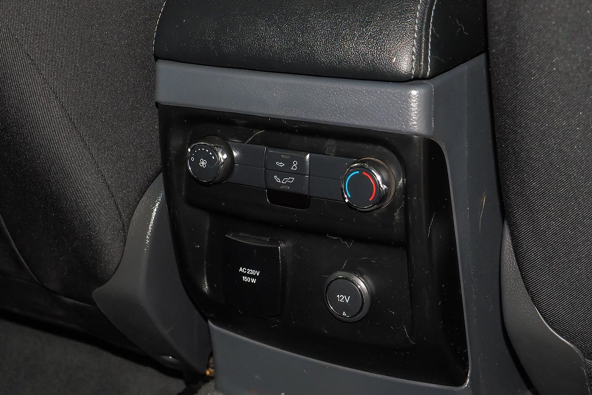 2016 Ford Everest Trend UA