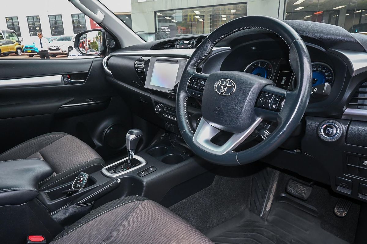 2018 Toyota Hilux SR5 GUN126R 4X4