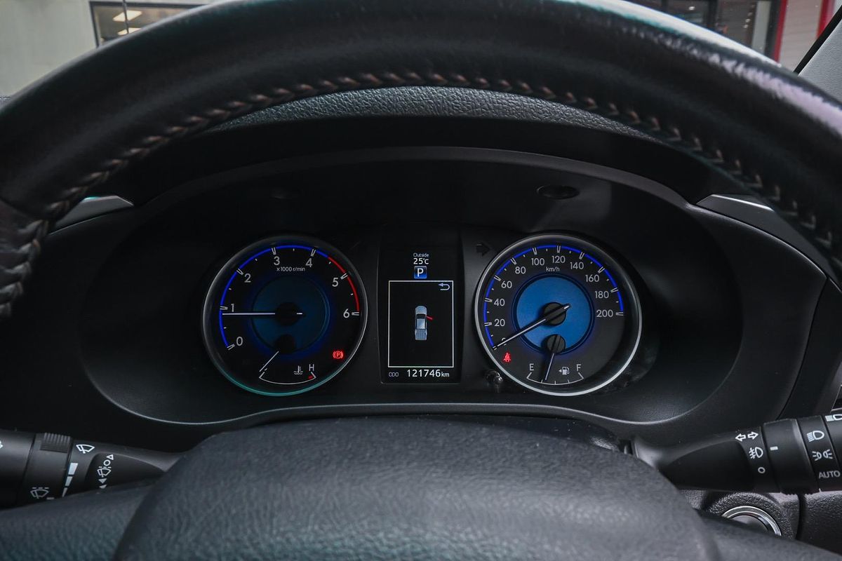 2018 Toyota Hilux SR5 GUN126R 4X4