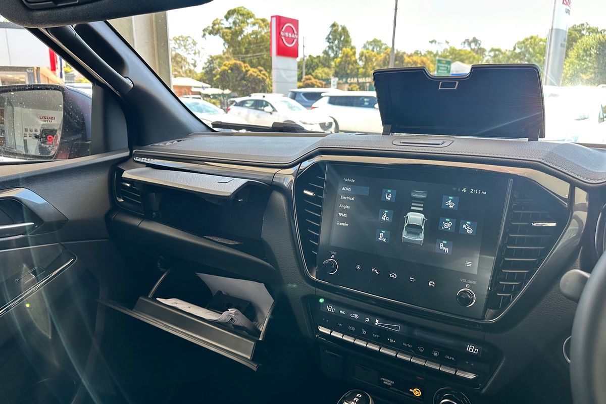 2024 Isuzu D-MAX BLADE 4X4