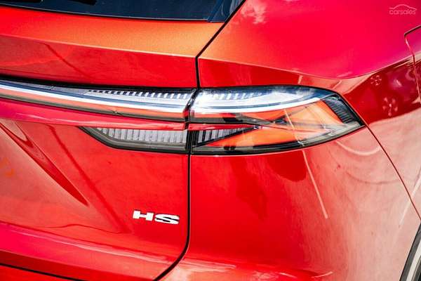 2025 MG HS Essence AS33