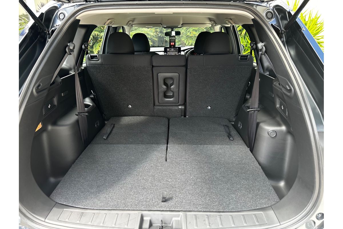 2024 Mitsubishi Outlander ES ZM