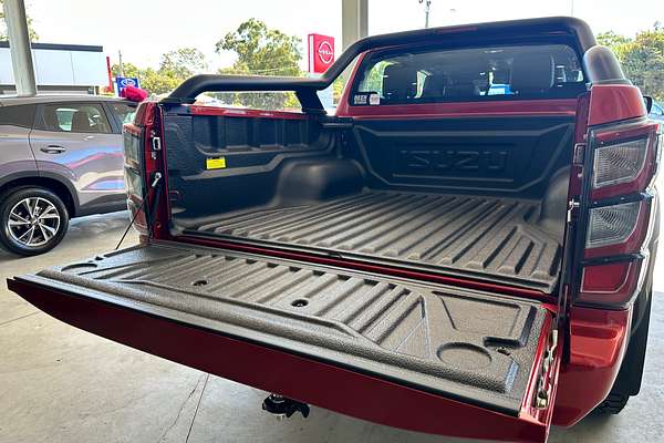 2024 Isuzu D-MAX BLADE 4X4