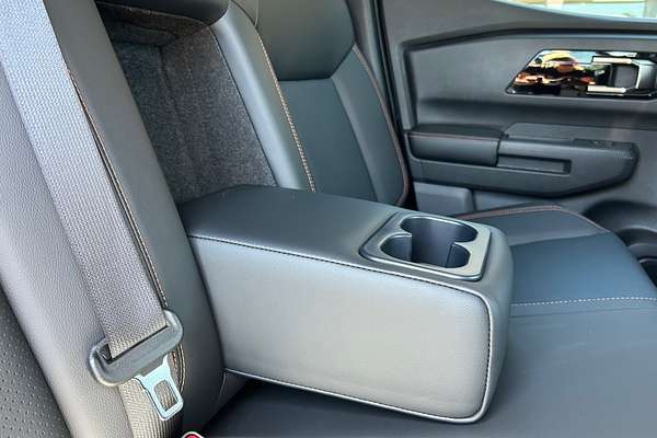 2024 Mitsubishi Triton GSR MV 4X4