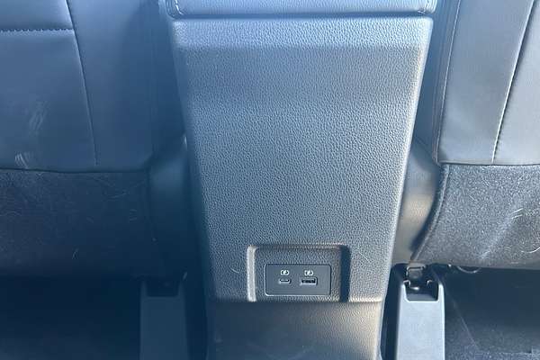2024 Mitsubishi Eclipse Cross LS Black Edition YB