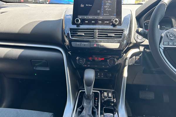 2024 Mitsubishi Eclipse Cross LS Black Edition YB