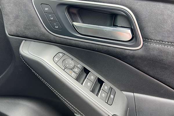 2024 Nissan QASHQAI N-DESIGN e-POWER J12