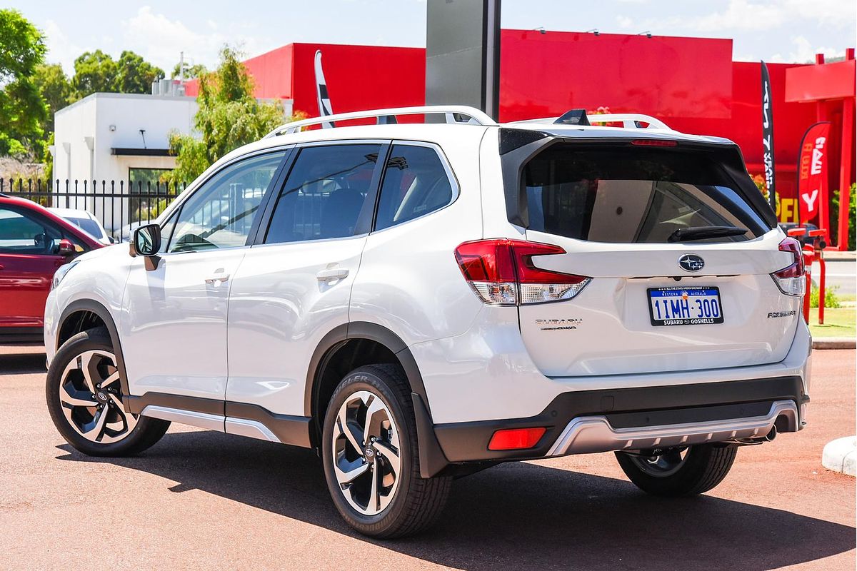 2024 Subaru Forester 2.5i-S S5