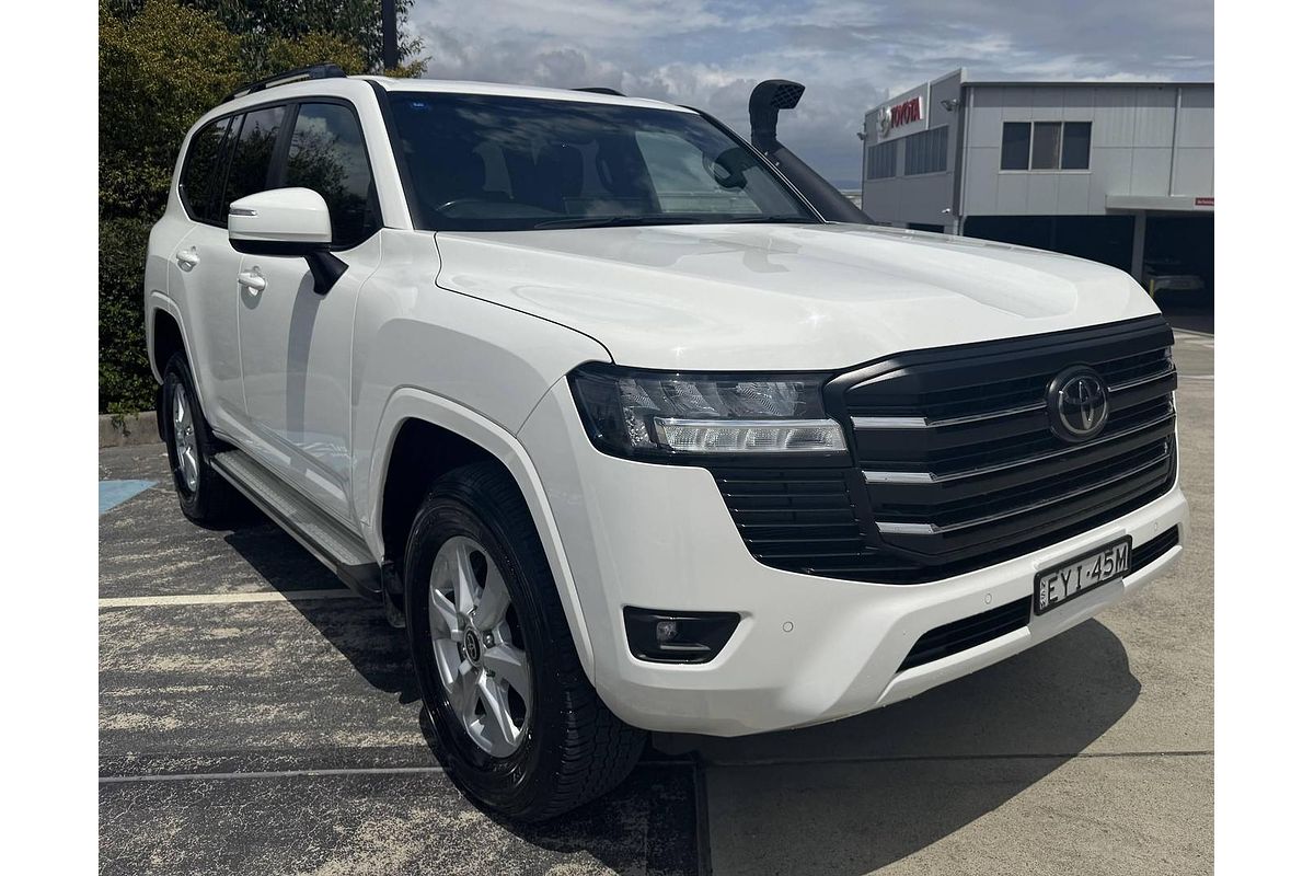 2023 Toyota Landcruiser GXL FJA300R