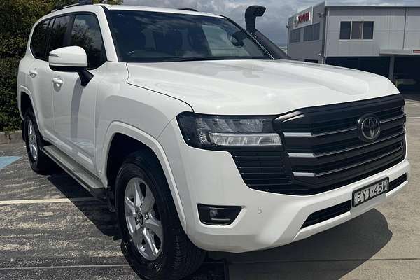 2023 Toyota Landcruiser GXL FJA300R