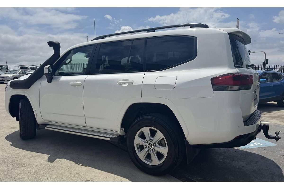 2023 Toyota Landcruiser GXL FJA300R