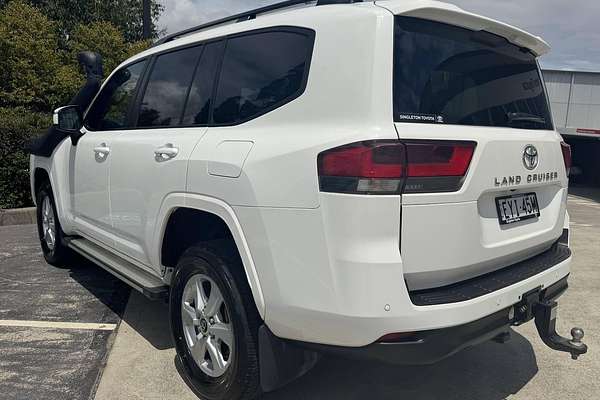 2023 Toyota Landcruiser GXL FJA300R