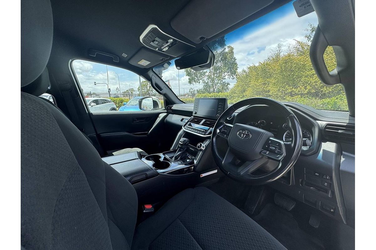 2023 Toyota Landcruiser GXL FJA300R