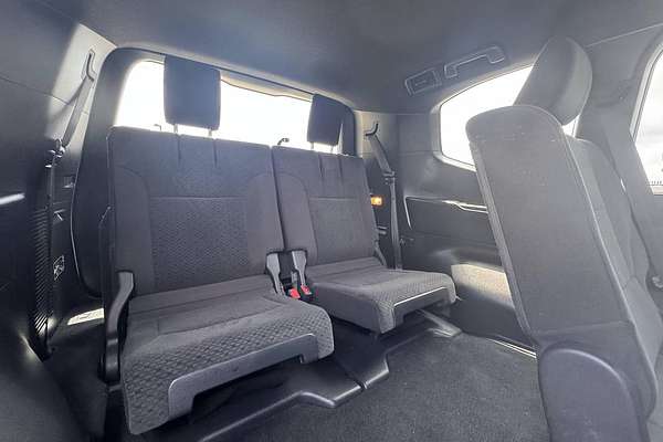2023 Toyota Landcruiser GXL FJA300R